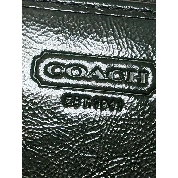 Coach Emerald Green Patent Leather Crossbody Shoulder Bag Pockets And Wallet Set - Picture 16 of 16